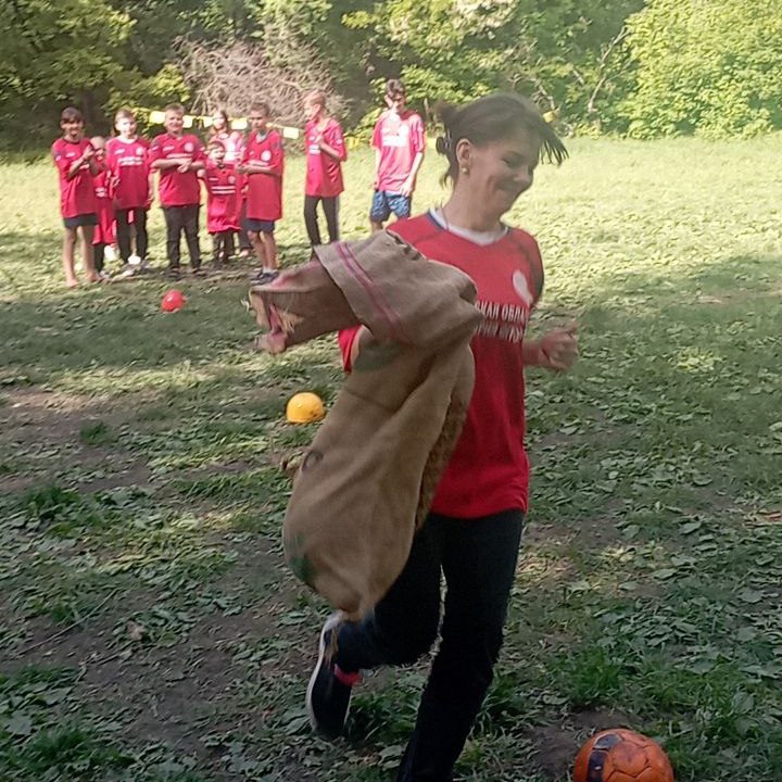 photo_5337079667028516200_y